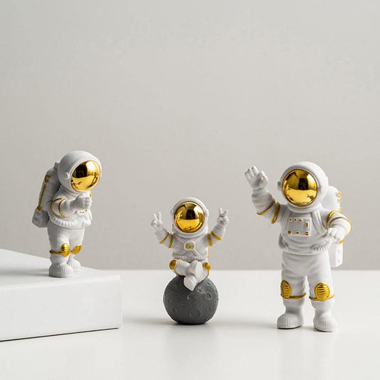 Street27® 3pcs Astronaut Figurine Home Decor Astronaut Statue